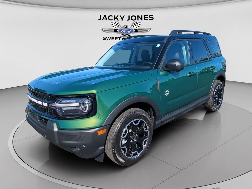 2025 Ford Bronco Sport Outer Banks-Available Demo in Eruption Green Metallic — front three-quarter view